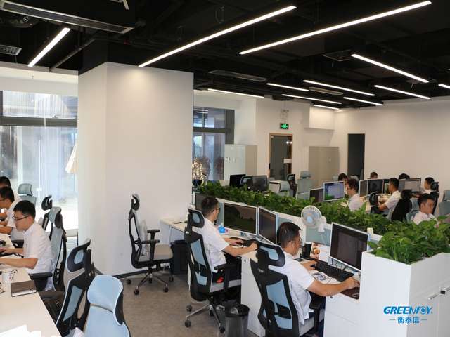 江阴苹果12Max换屏贵吗